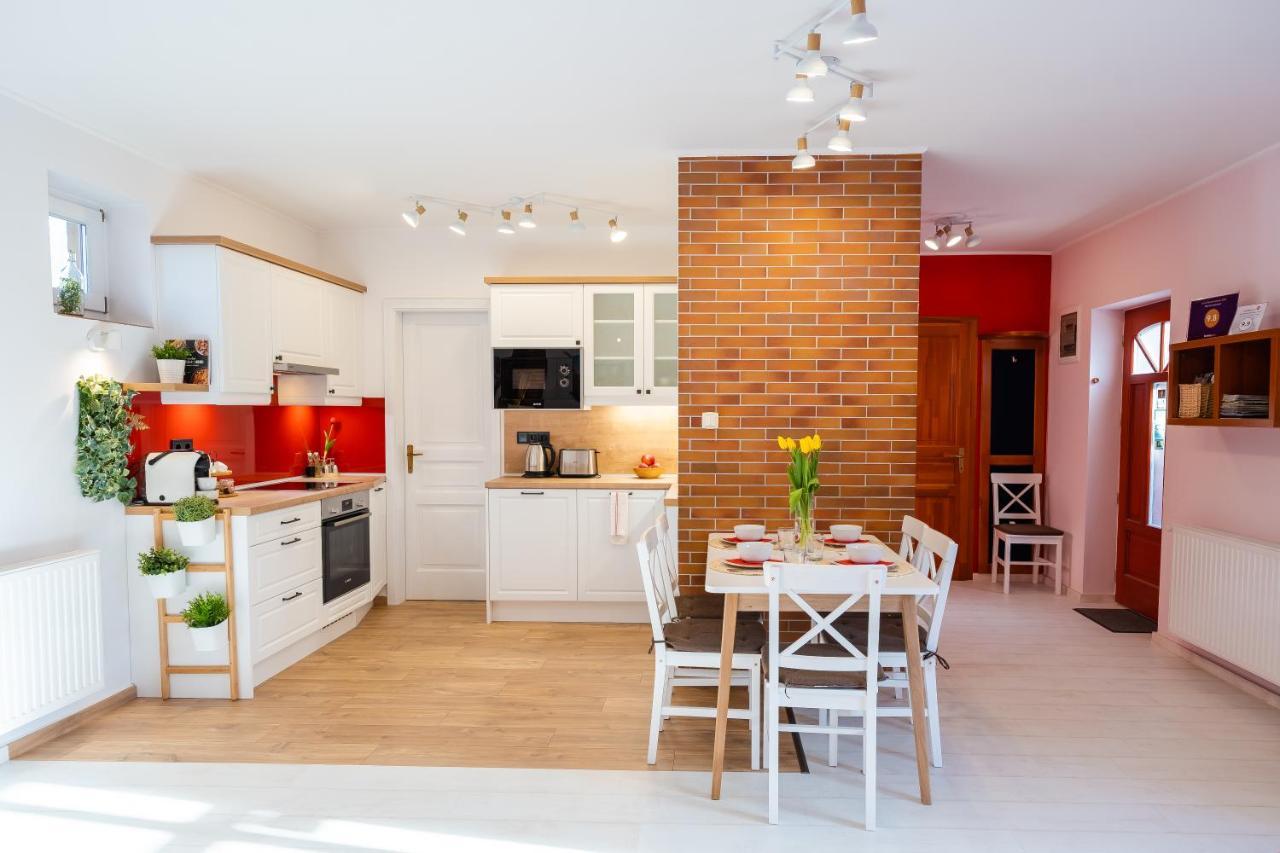 Sara-Lux Apartman Nyarliget Exteriör bild