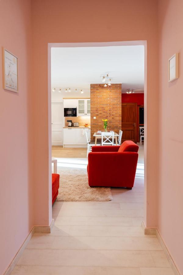 Sara-Lux Apartman Nyarliget Exteriör bild