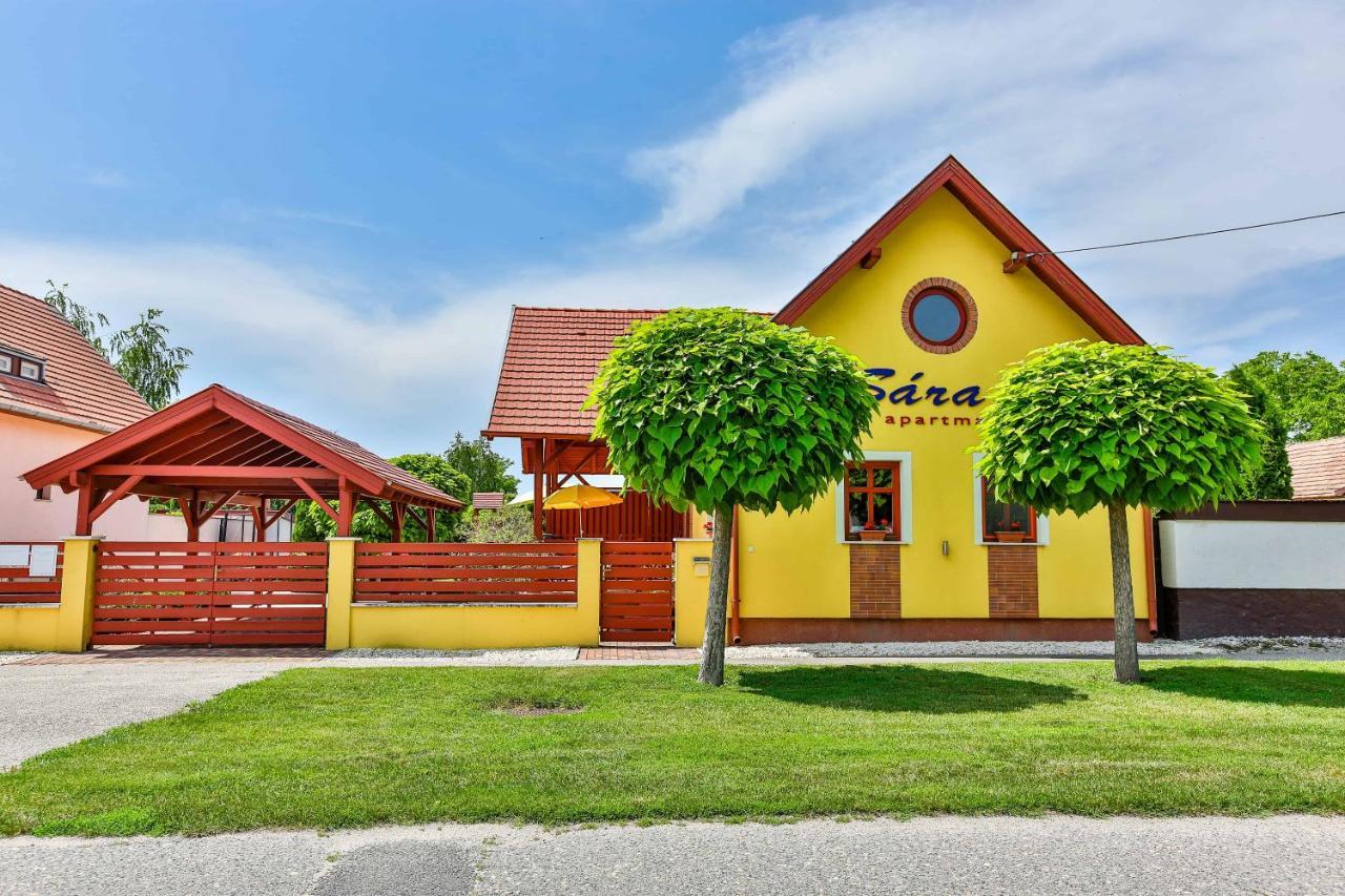 Sara-Lux Apartman Nyarliget Exteriör bild